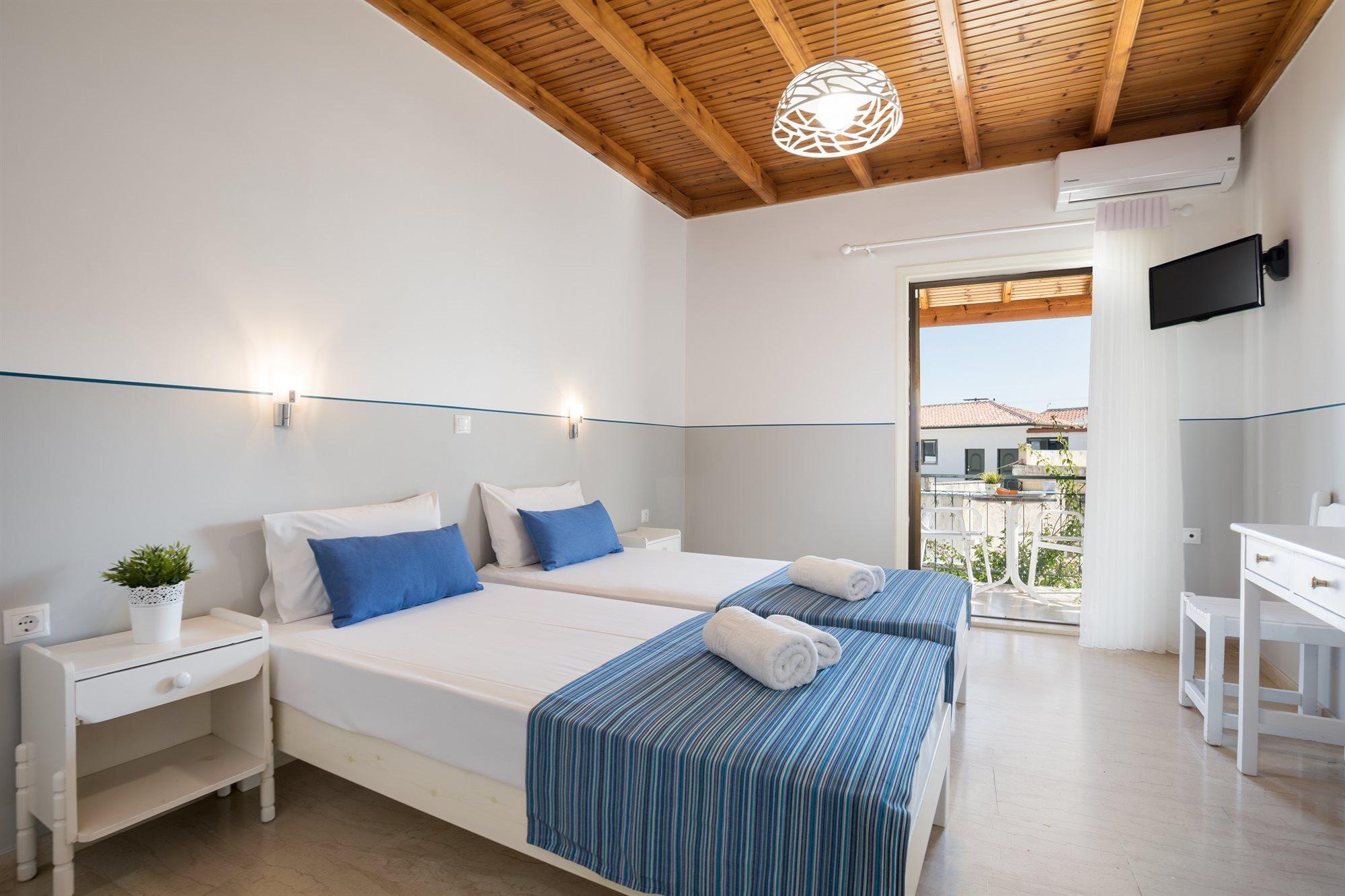 Bella Vista Beach Hotel And Studios Benitses  Luaran gambar