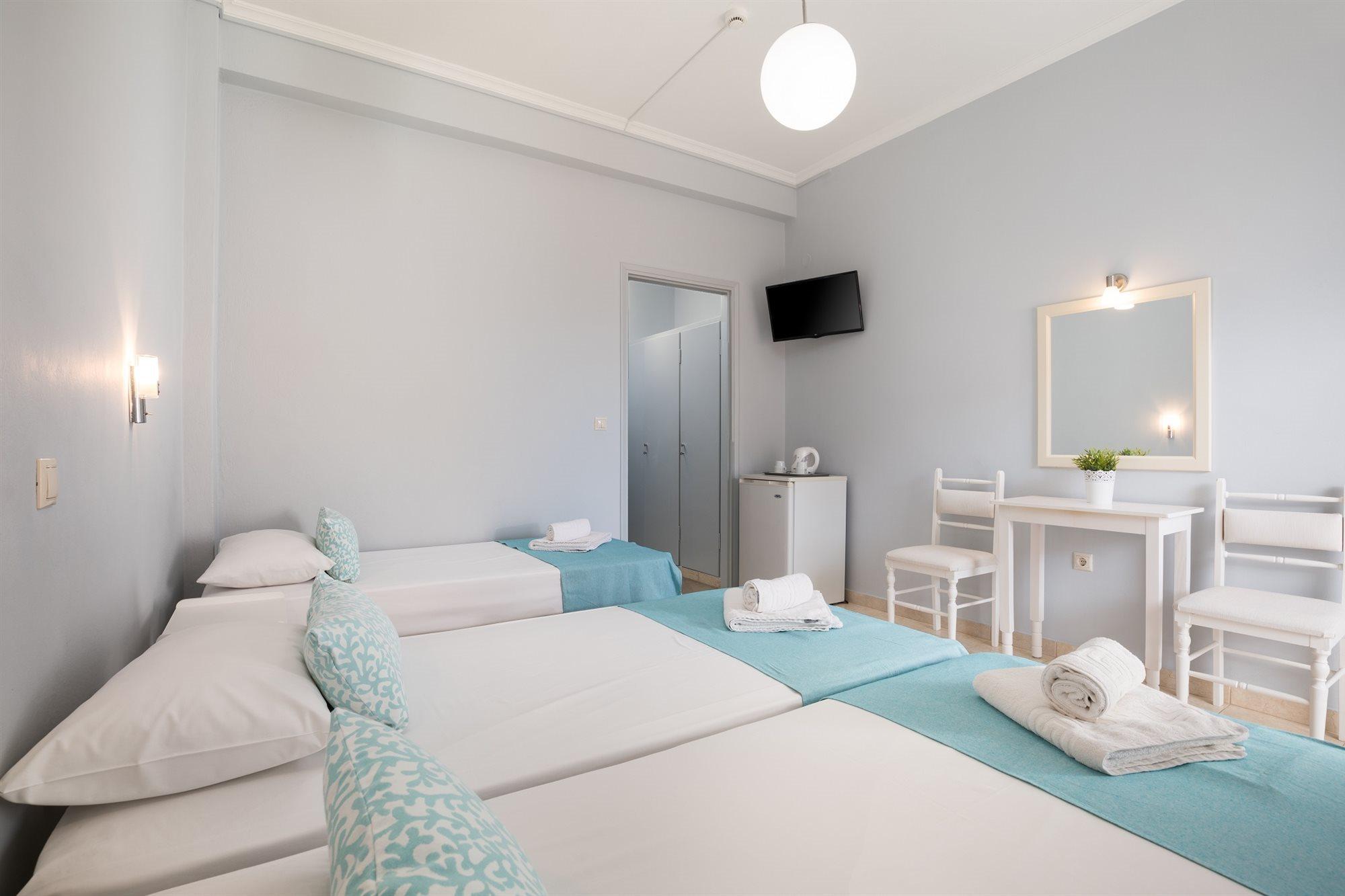 Bella Vista Beach Hotel And Studios Benitses  Luaran gambar